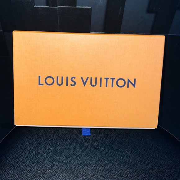 Louis Vuitton Box - Picture 1 of 6